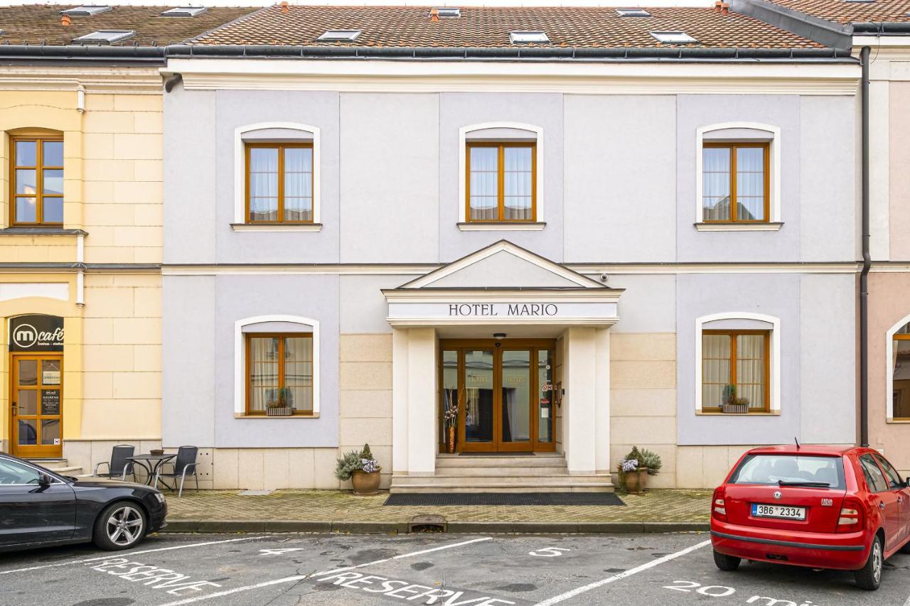 Hotel Mario Lednice Exterior foto